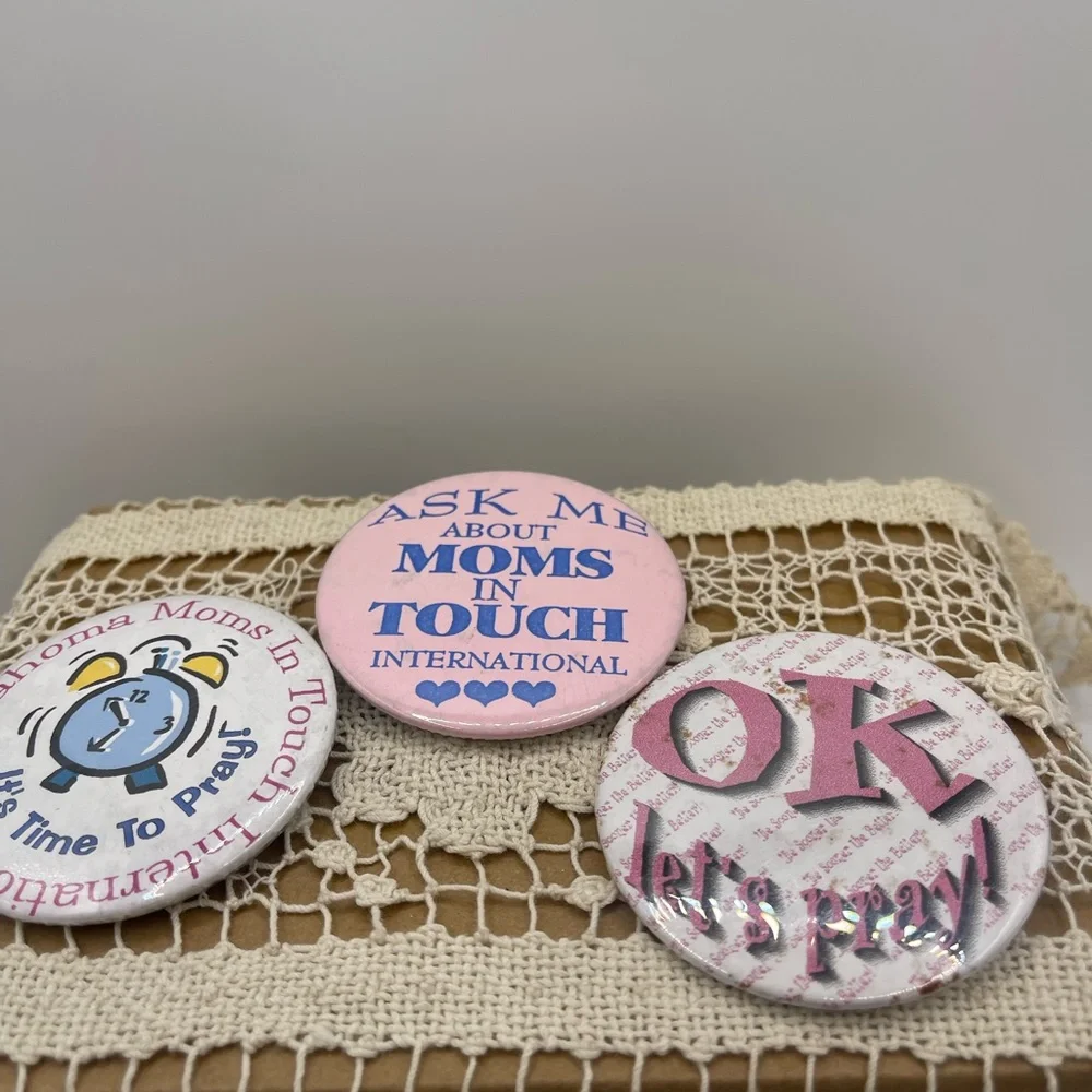 Moms in touch international pins‎
